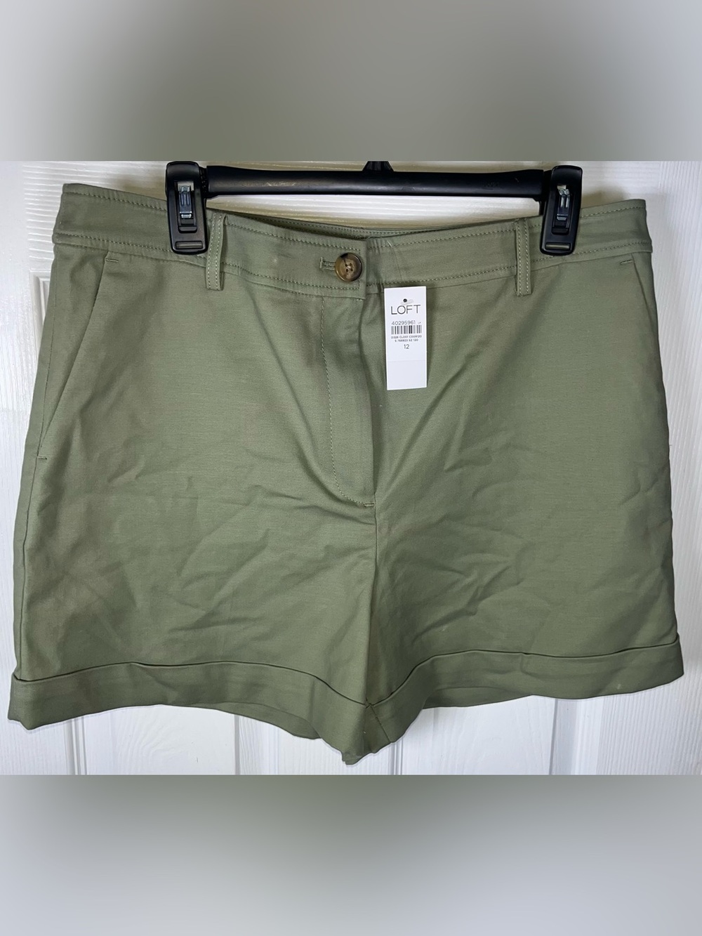 NWT Women’s LOFT Cuffed Shorts Size 12 Cotton Blend New With Tags